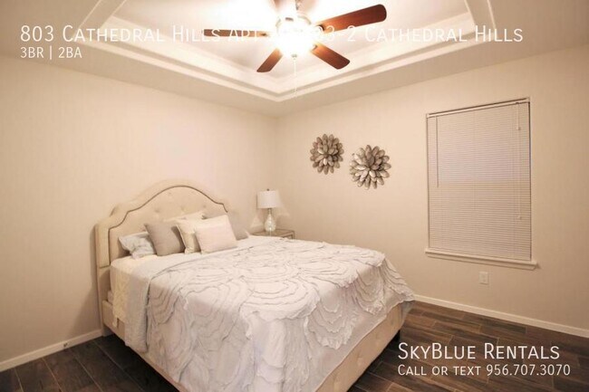 Building Photo - 803 Cathedral Hl