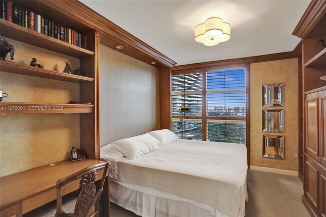 Building Photo - 19111 Collins Ave