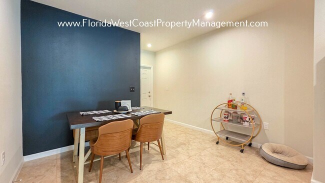 Building Photo - OUTSTANDING TOWNHOME IN LAKEWOOD RANCH! 3 ...