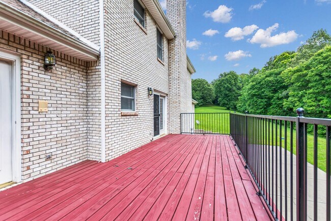 Building Photo - 1400 Slayden Wood Rd