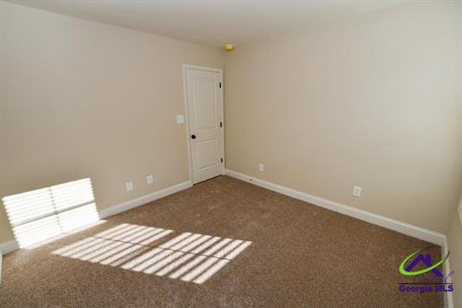 Building Photo - 204 Otters Rdg Dr