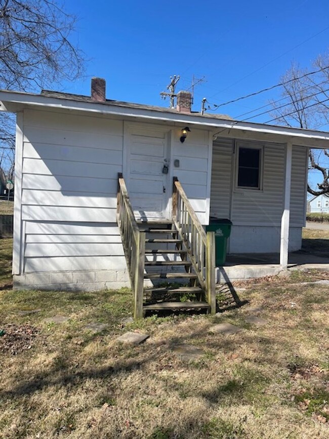 Building Photo - Woodbine / 440  Area Rental Home