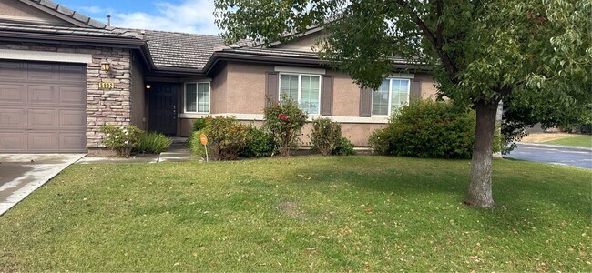Primary Photo - 5802 Ashintully Ave
