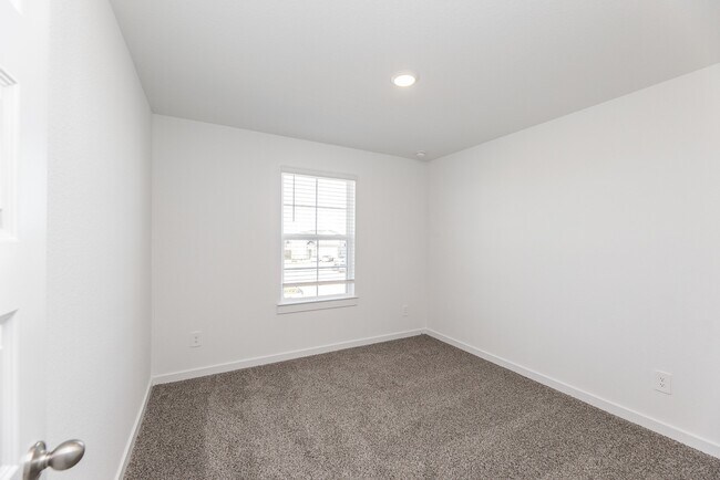 Building Photo - 31719 Kellan Grv Ct