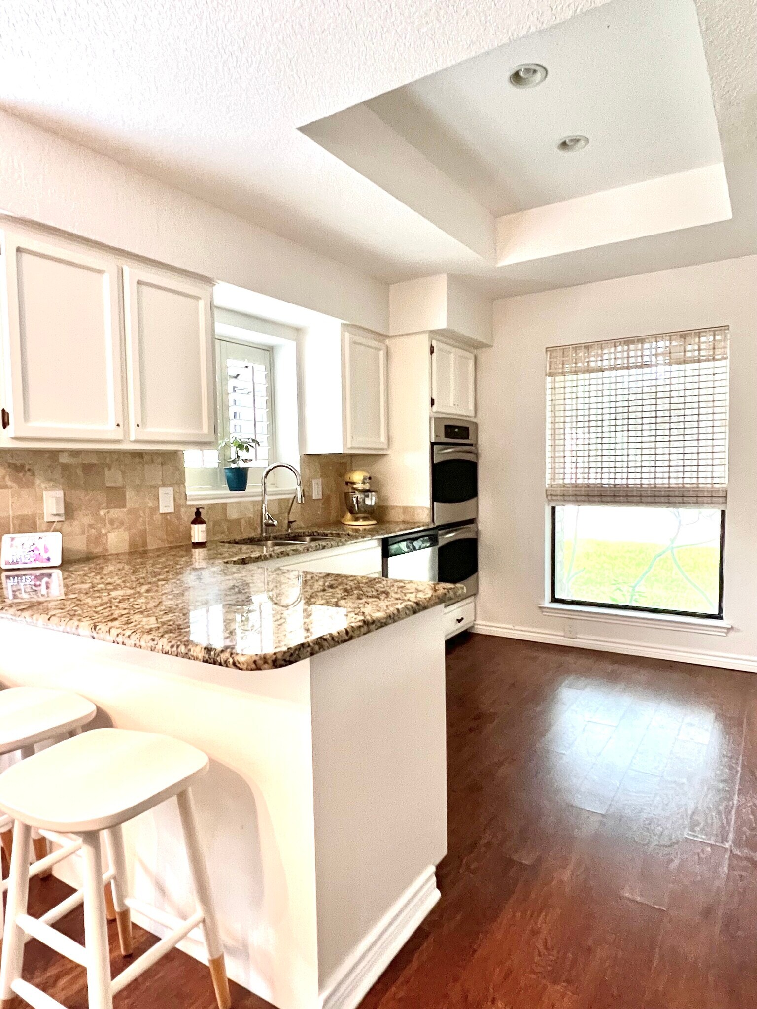 Building Photo - 13403 La Vista Dr