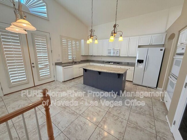 Building Photo - 2121 Stone Croft St