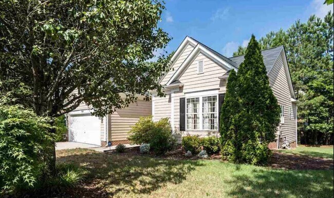 Building Photo - 5908 Solitude Way