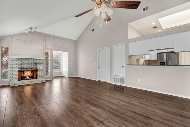 Building Photo - 3 Cedar Elm Cir