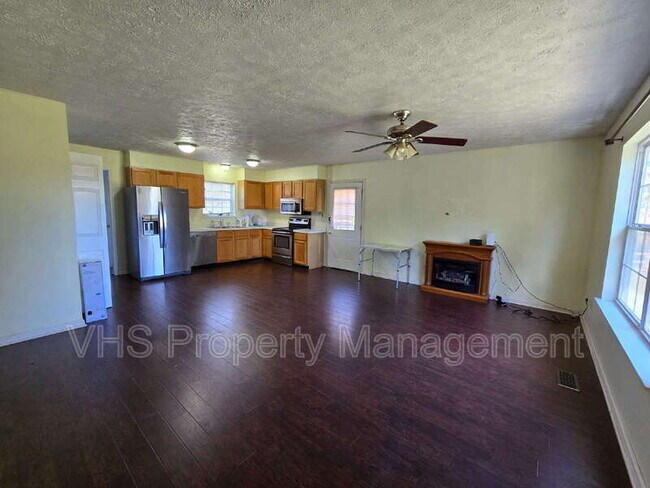 Building Photo - 10989 Muddy Run Ln