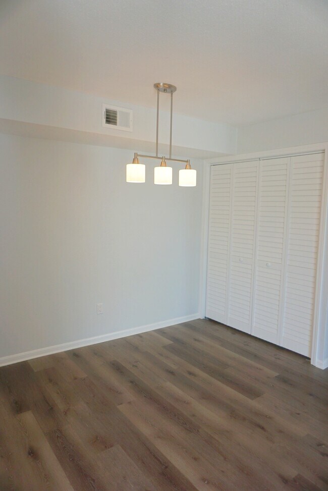 Building Photo - 18617 Egret Bay Blvd