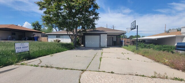 Building Photo - 8490 S 1330 E