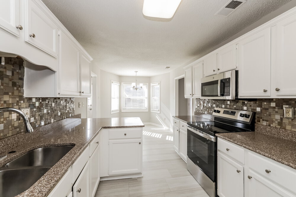 Building Photo - 2641 Hearth Stone Dr