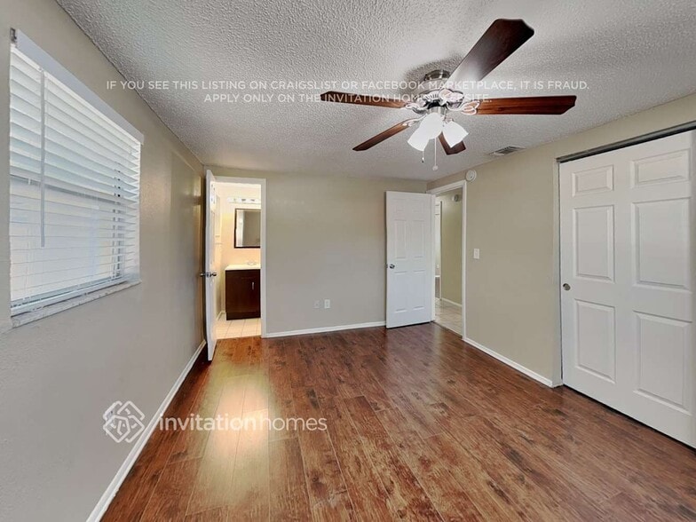 Building Photo - 1104 Idlebriar Way