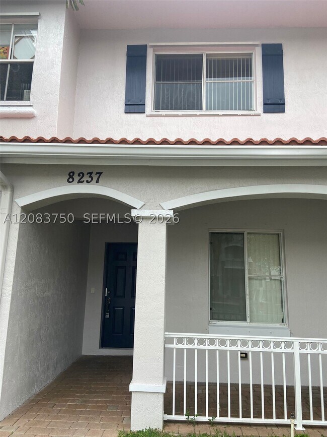 Building Photo - 8237 SW 25th Ct