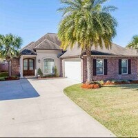 Building Photo - 10415 Hill Pointe Ave