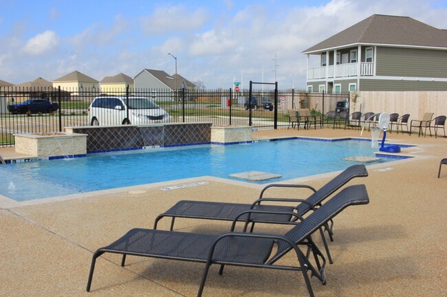 Building Photo - 2717 Horse Haven Ln