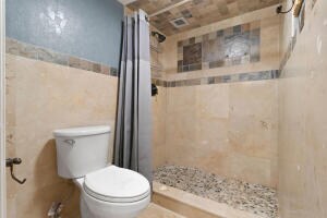 Building Photo - 6 Royal Palm Way