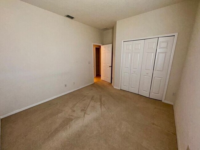 Building Photo - 4 Bedroom 3 bath Vista Lakes Home with a Fenced Backyard!