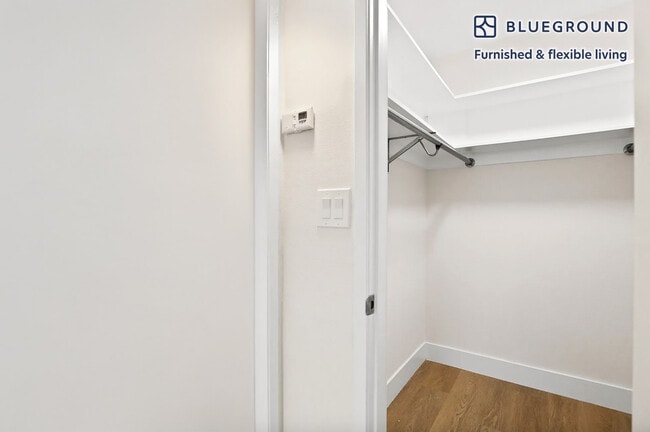 Building Photo - 1821 S Bentley Ave