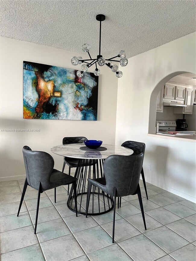 Building Photo - 1541 S Ocean Blvd