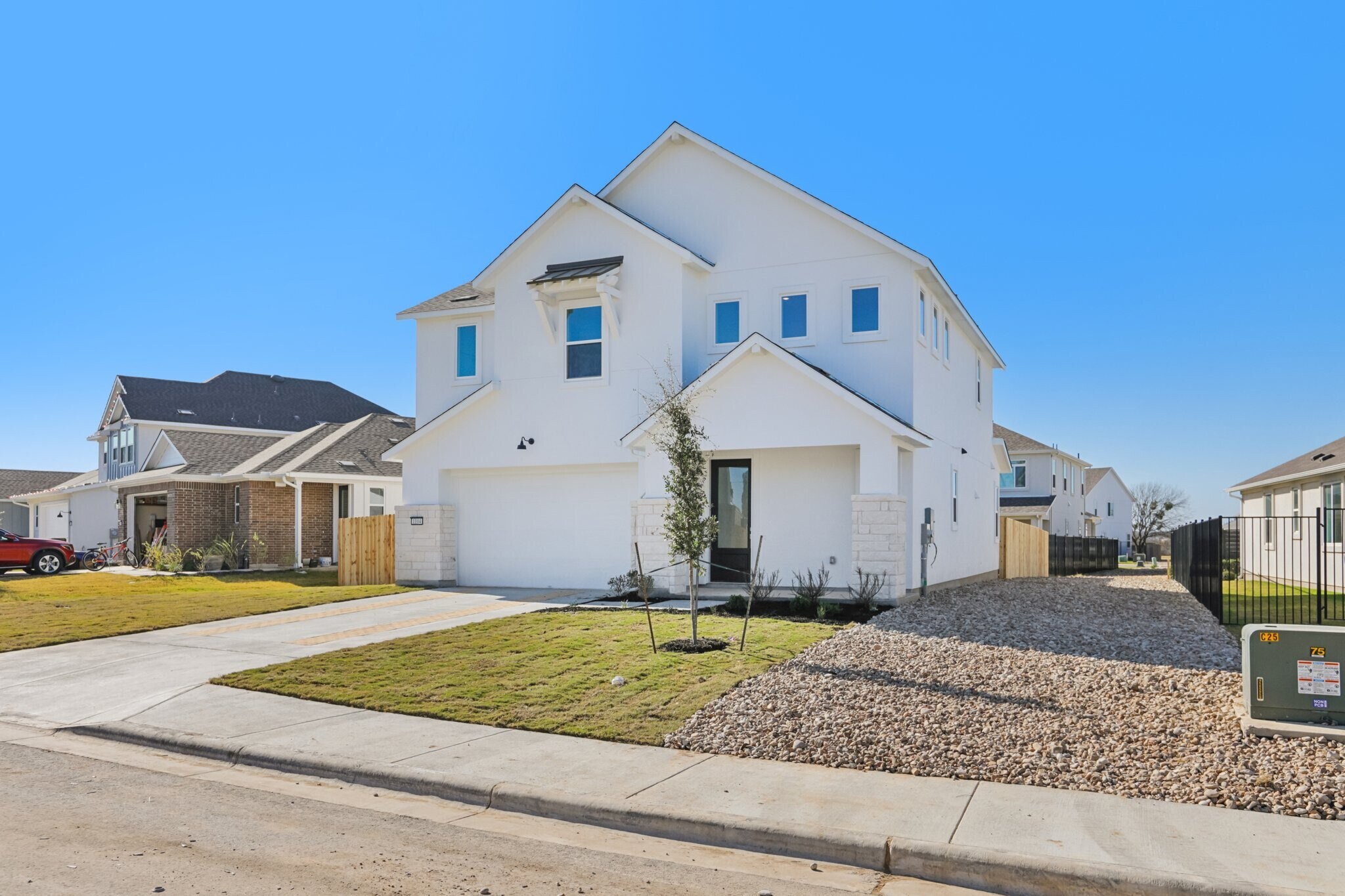 Building Photo - 1104 Yaupon Holly Dr