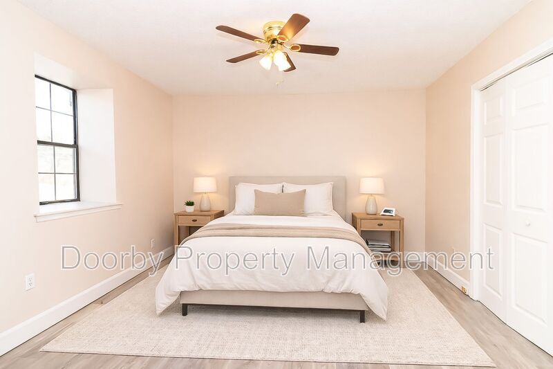 Building Photo - 5102 TN-58