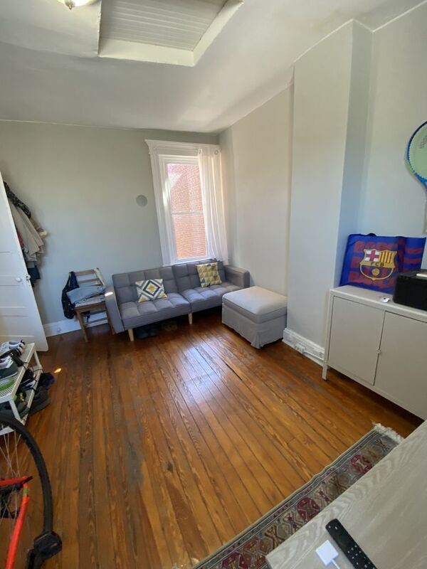 Building Photo - 3026 Guilford Ave