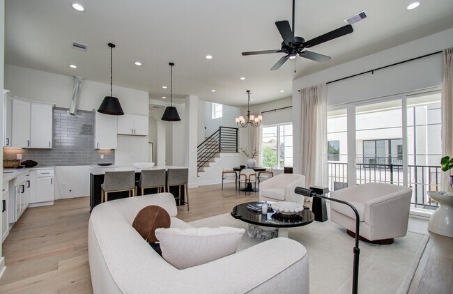 Building Photo - 8702 Ojeman Villas Dr