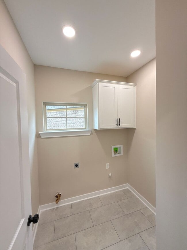 Building Photo - 2815 Epping Way Dr