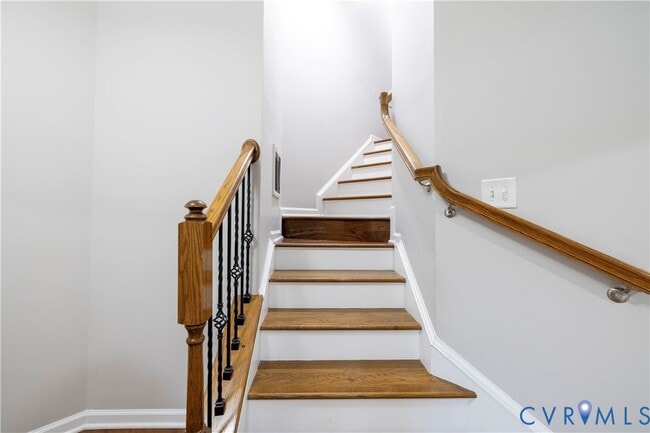 Building Photo - 1903 Old Brick Rd