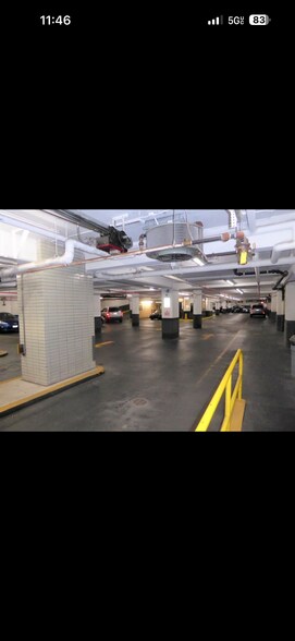 Building Photo - 3600 N Lake Shore Dr