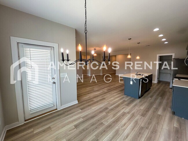 Building Photo - MOVE IN SPECIAL!!! - Roomy Home for Rent in Cullman, AL…6 Foot Privacy Fence. AVAILABLE NOW!! - S...