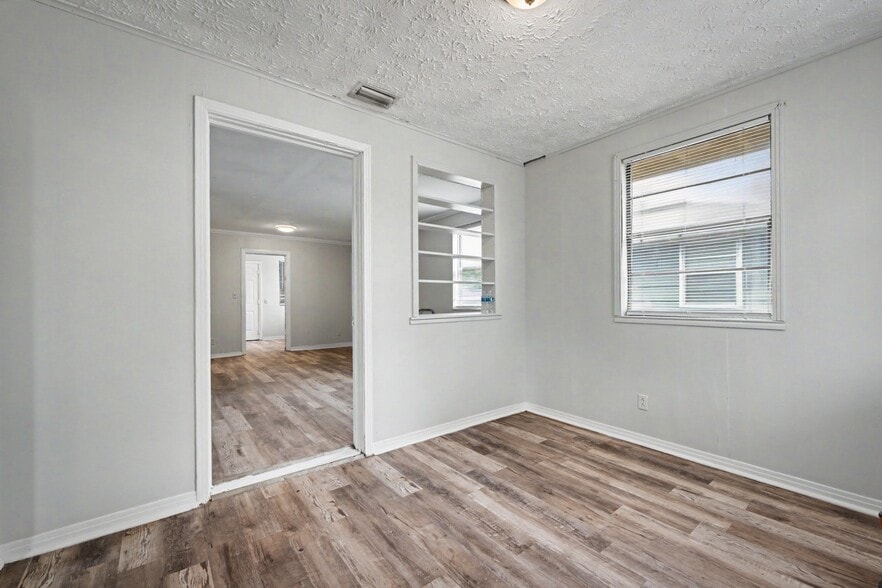 Building Photo - 3516 Penton St