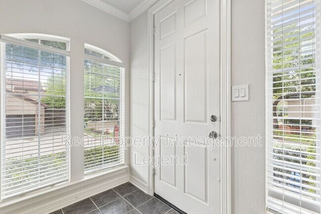 Building Photo - 4097 Oberlin Way