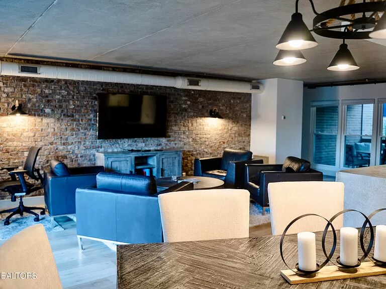 Building Photo - 542 Berlin Dr