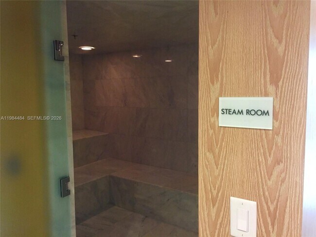 Building Photo - 400 Sunny Isles Blvd