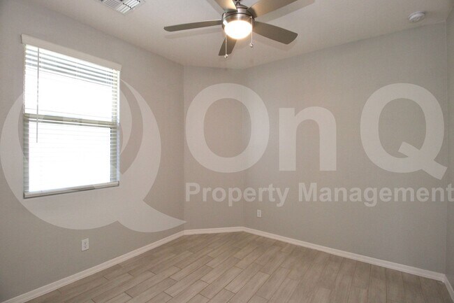 Building Photo - 15125 W Portland St