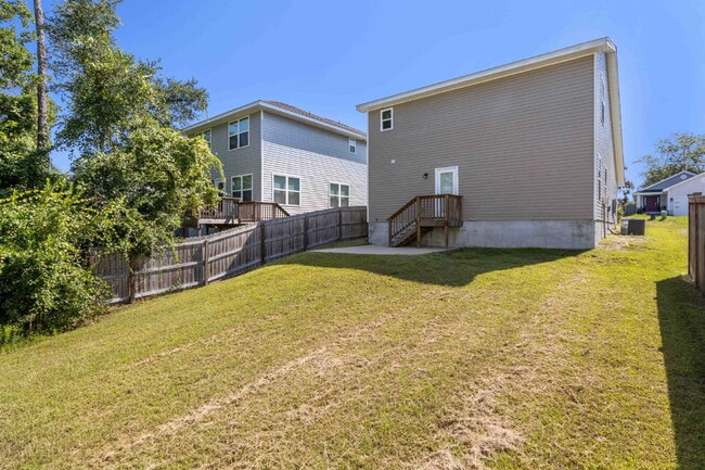 Building Photo - 3BR/2BA Two-Story Home in Cardinal Cove – Open Floor Plan, Luxury Vinyl Flooring & Oversized Prim...