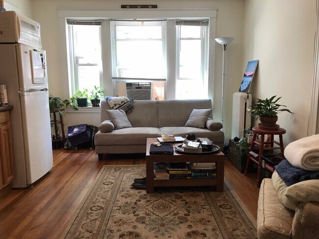 Building Photo - 1615 Commonwealth Ave