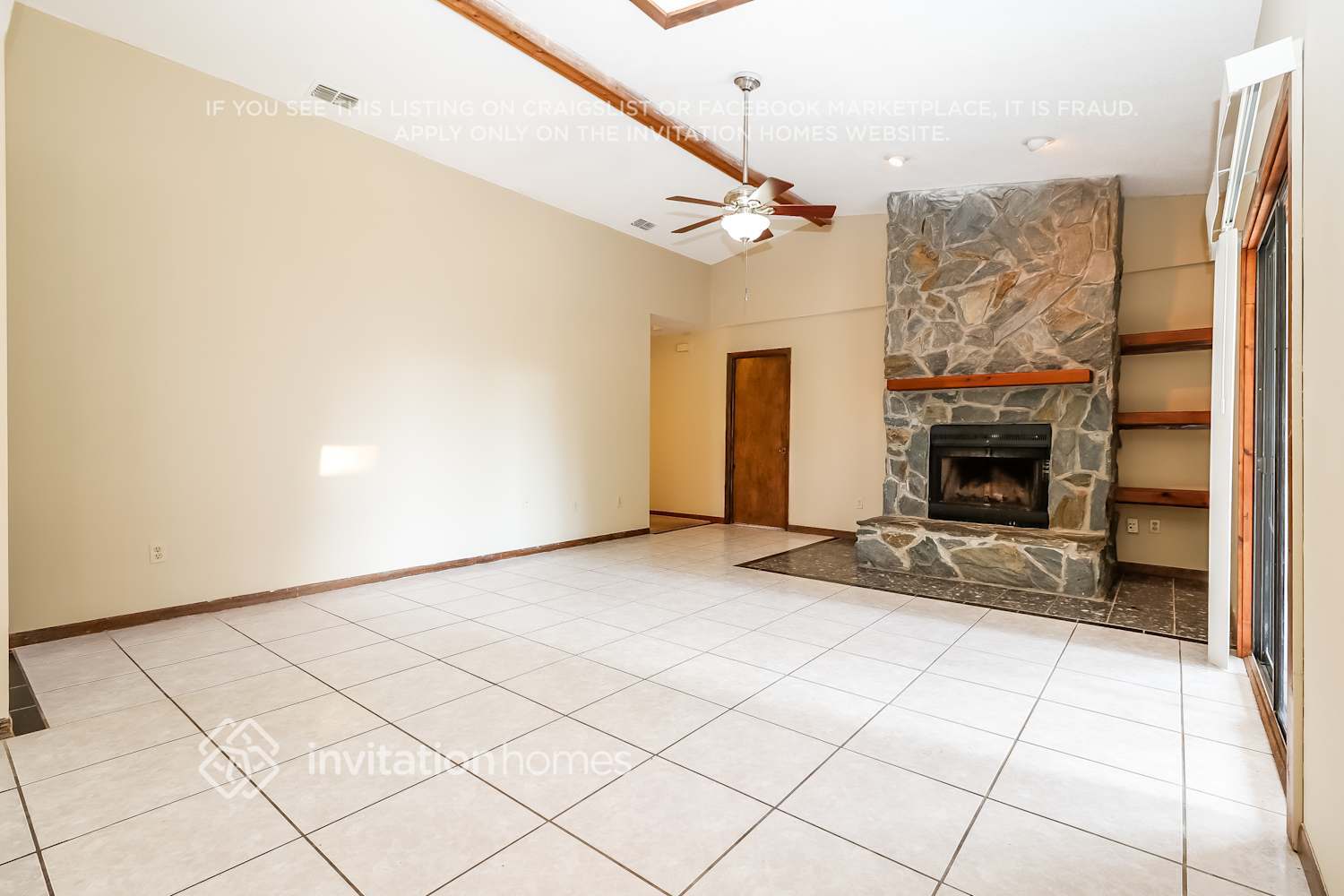 Building Photo - 10992 124th Ave N