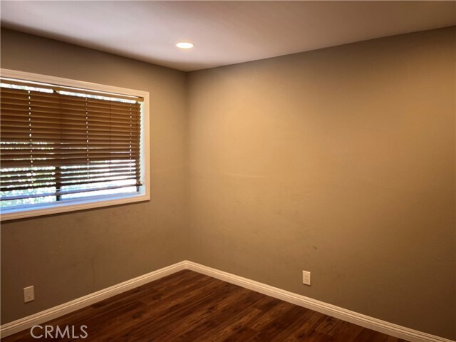 Building Photo - 21822 Raintree Ln