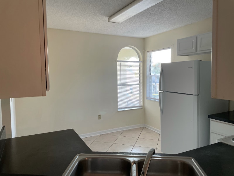 Building Photo - 3211 Sabal Palms Ct