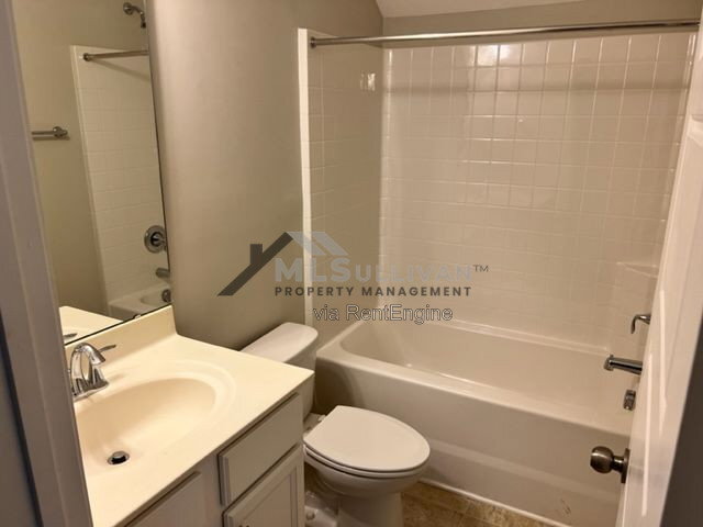 Building Photo - 1126 Metropolitan Dr