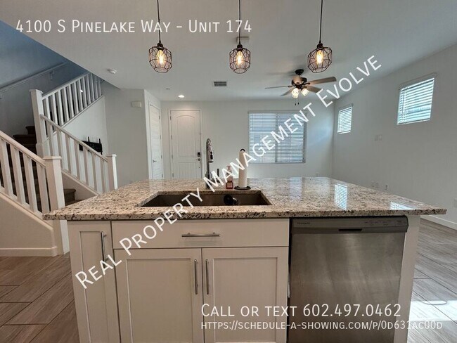 Building Photo - 4100 S Pinelake Way