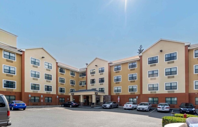 Building Photo - 2120 S 48th St