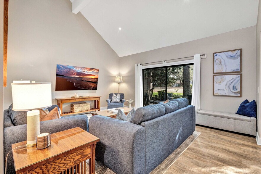 Building Photo - 101 Lighthouse Rd