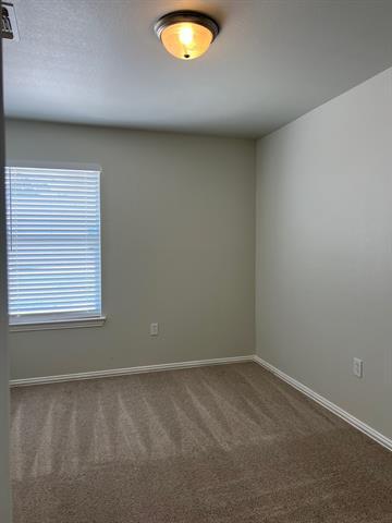 Building Photo - 1712 Willow Wood Dr
