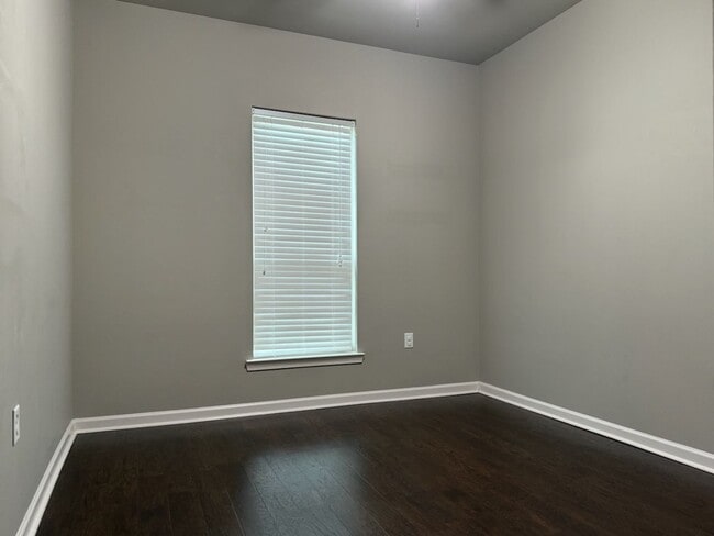 Building Photo - 14438 Tanya Dr