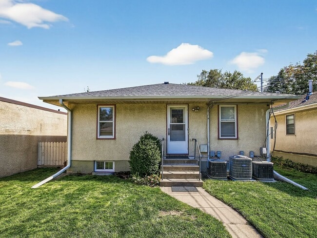 Building Photo - 5212 Bloomington Ave