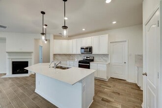 Building Photo - 14626 Hemlock Knl Ln